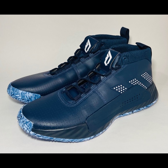 damian lillard blue shoes